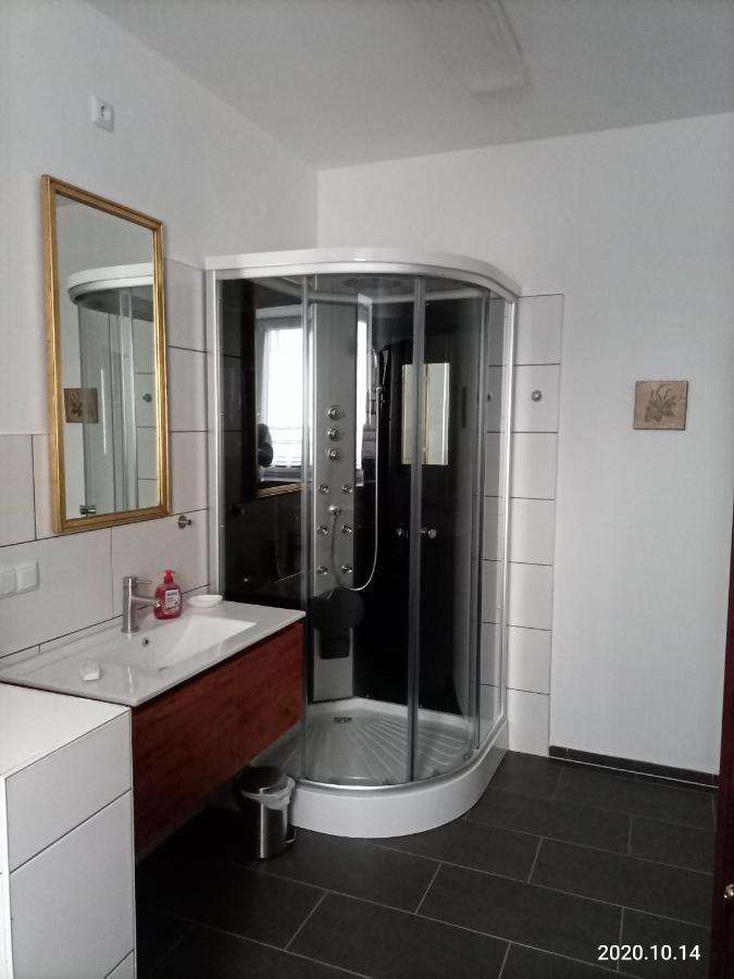 Apartment O3 - Gehobene 6-Zimmer Wohnung 175Qm Fuer 1-7 Personen 2X Dz 3X Ez Графенвёр Экстерьер фото